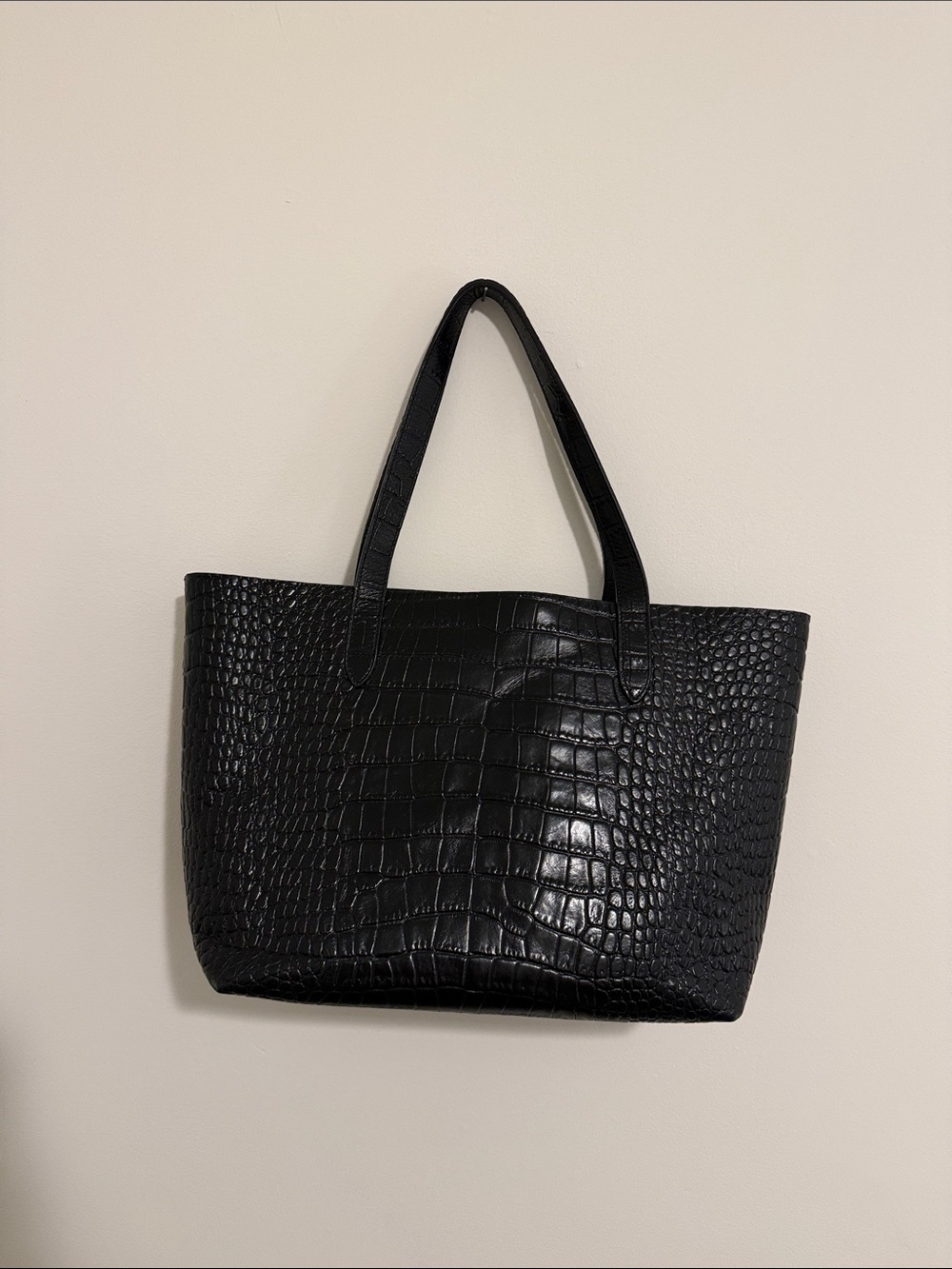 Cuyana Cros black bag